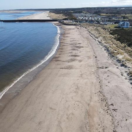 Colin Young Place Nairn Εξωτερικό φωτογραφία