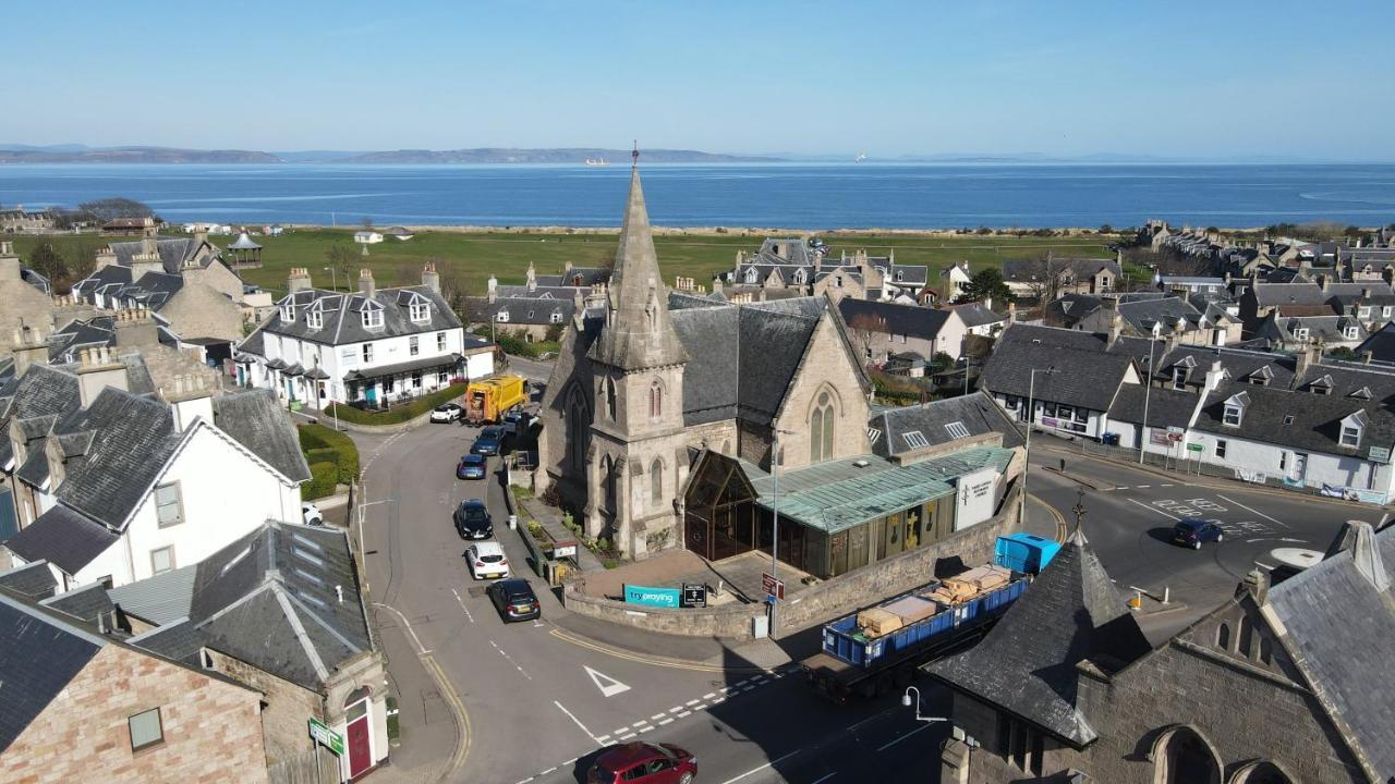 Colin Young Place Nairn Εξωτερικό φωτογραφία